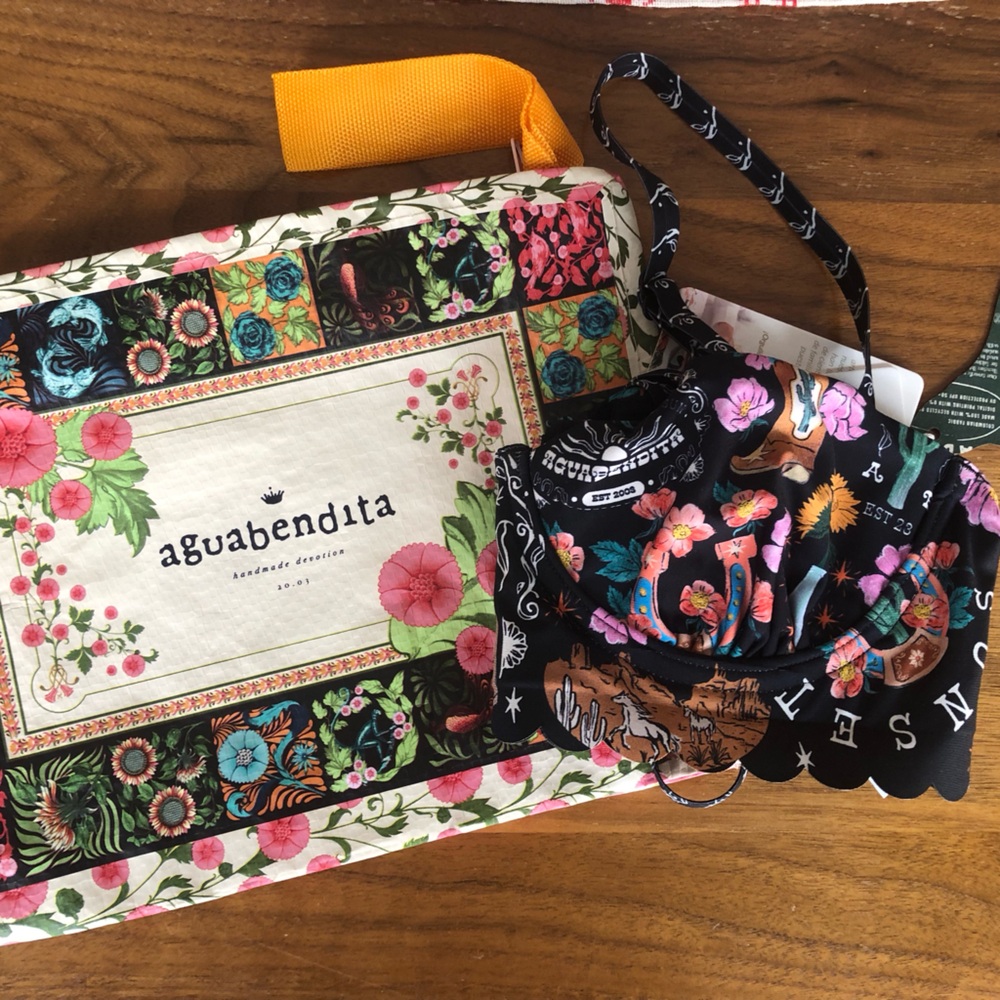 Agua Bendita Lauren Black Bikini Top with Floral Trim *Fun Bag included